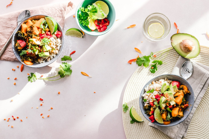 healthy meals served on bowls